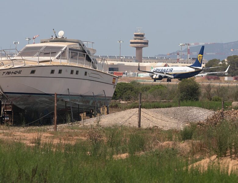 Названо причину “пожежі” в літаку Ryanair на Майорці