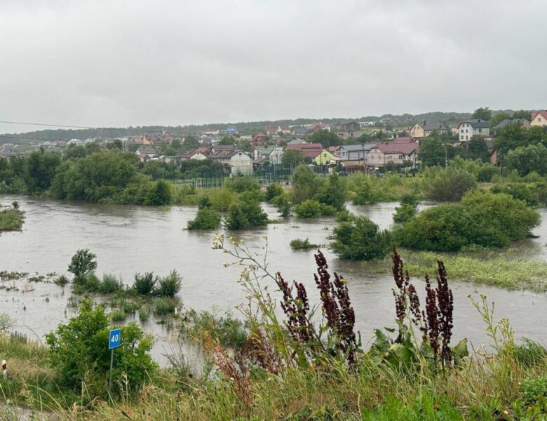 Негода в Україні: названо області з небезпечними погодними умовами