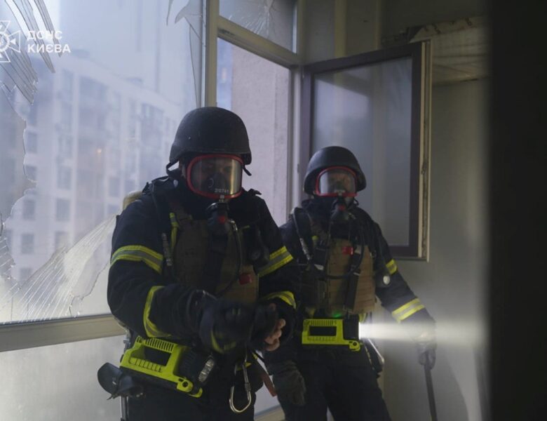 Нічна атака на Київ: з’явилися фото наслідків