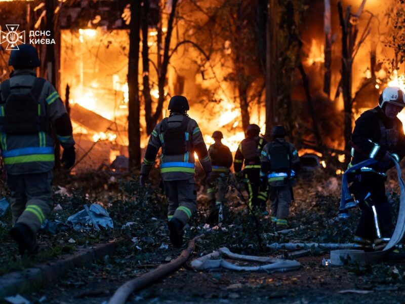 Нічна атака на Київ: з’явилися фото наслідків