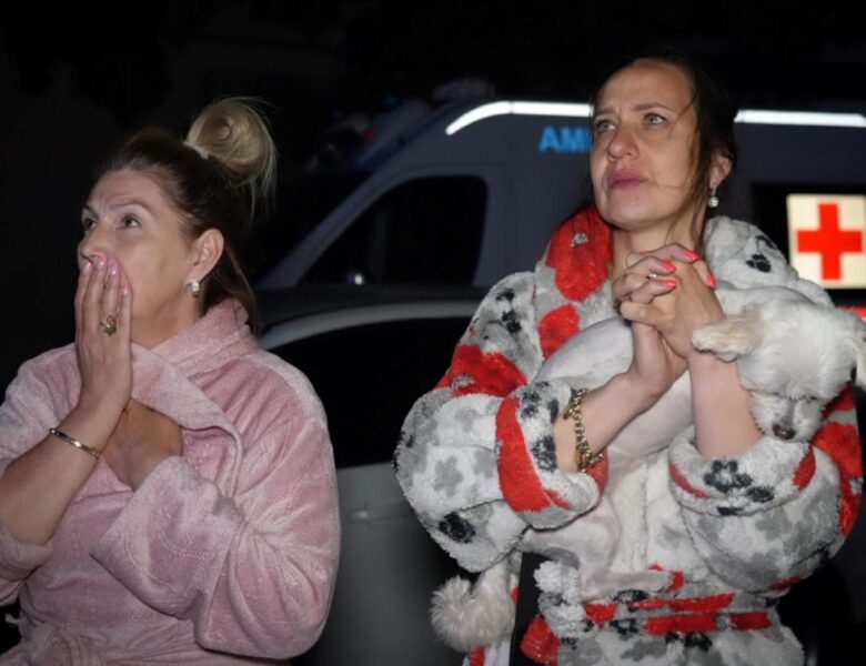 Нічна атака на Одесу: врятовано 10 людей