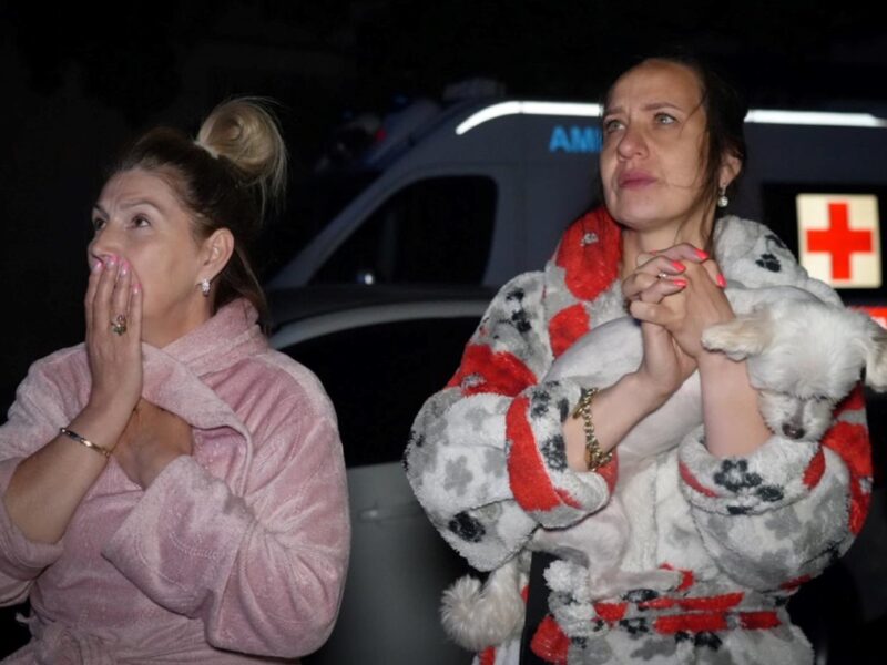 Нічна атака на Одесу: врятовано 10 людей