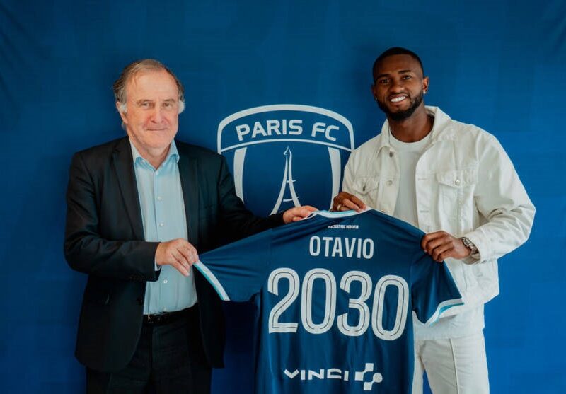 Новачок Ліги 1 побив трансферний рекорд, підписавши захисника Порту