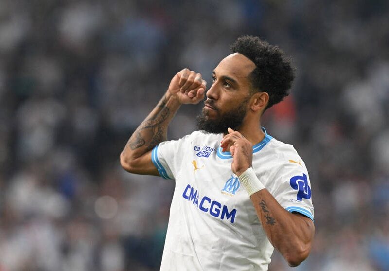 Обамеянг має пропозицію знову повернутися до Марселя