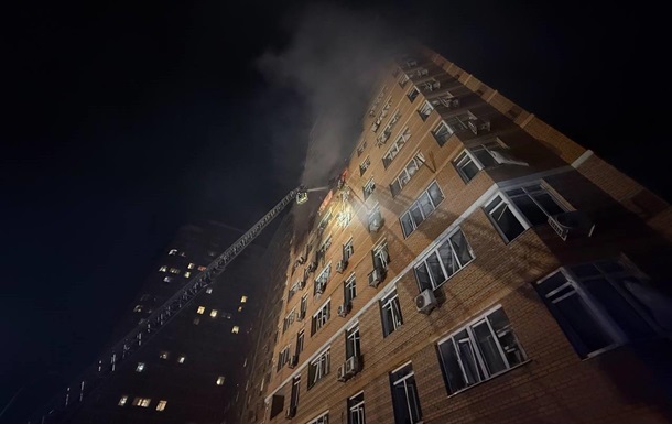 Одеса під атакою дронів, є влучання