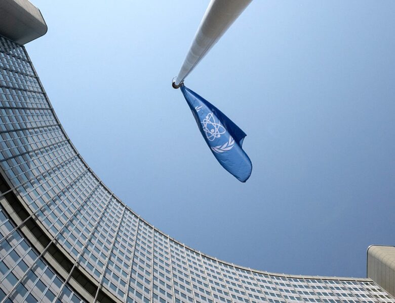 Остання група інспекторів МАГАТЕ залишила Іран