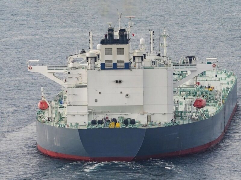 Перший танкер відмовився везти нафту на індійський НПЗ Роснафти