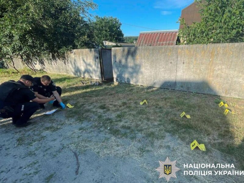 Під Києвом чоловік кинув гранату у поліцейських