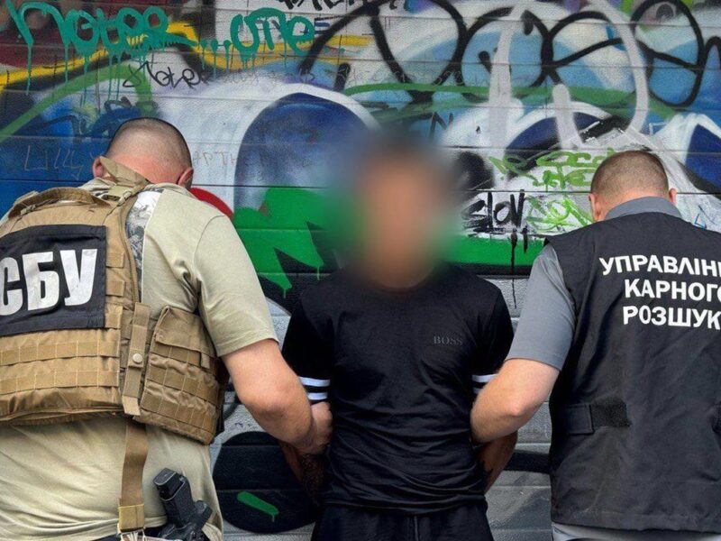 Підрив авто в Одесі: затримано підозрюваного