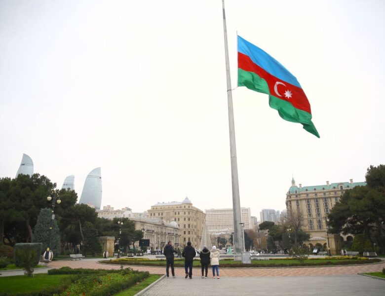 Підтримка від України. Баку та РФ загострюють конфлікт