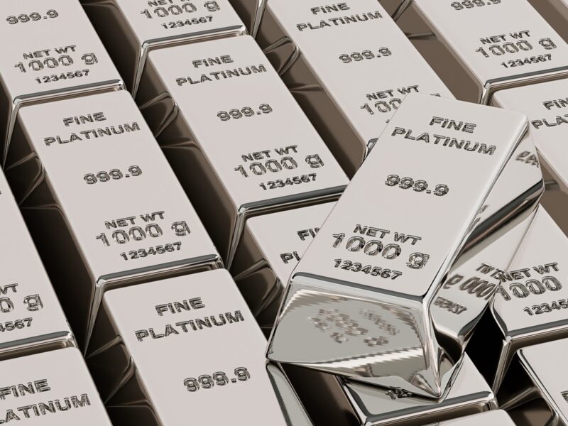 Платина оновила ціновий рекорд з 2014 року