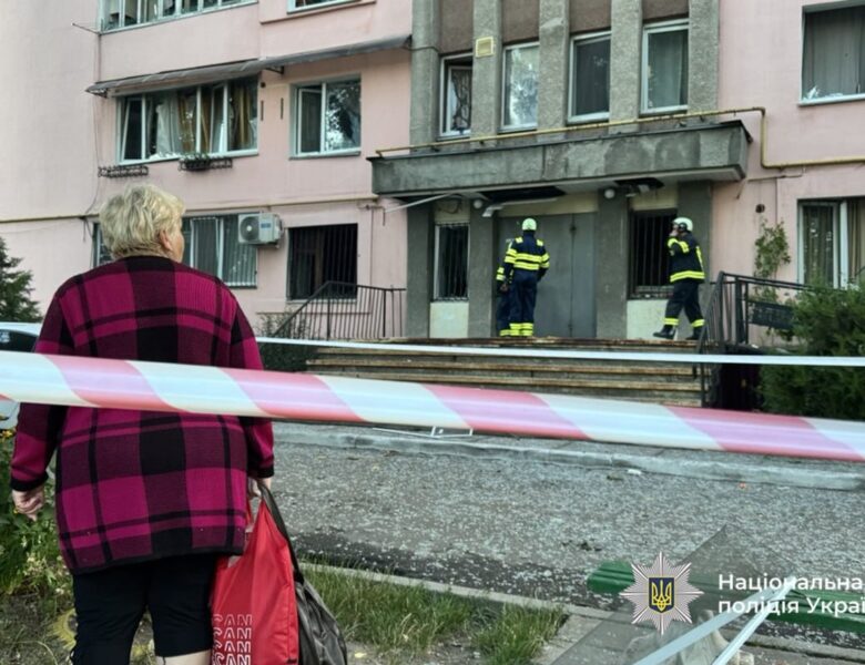 Поліція показала фото наслідків атаки по Черкасах