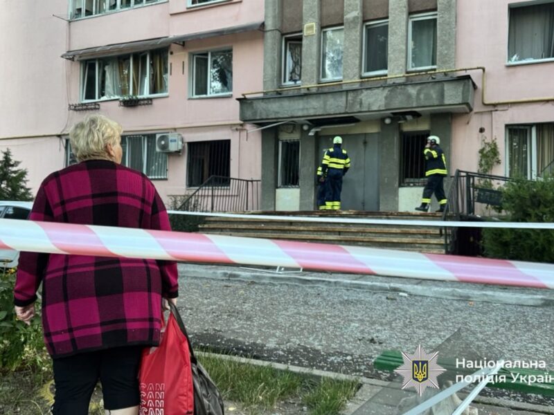 Поліція показала фото наслідків атаки по Черкасах