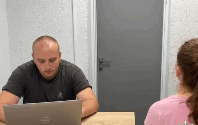 Поліція встановила особу чоловіка, який запускав салют у Бучі