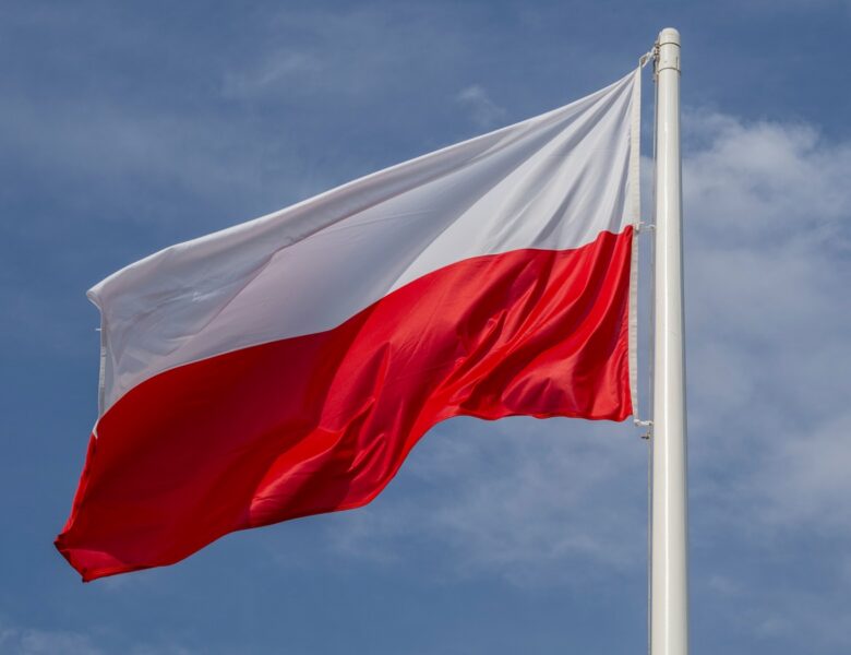 Польща закликала громадян виїхати з Росії