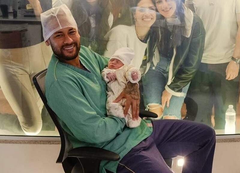 Поповнення в сім’ї: Неймар знову став батьком