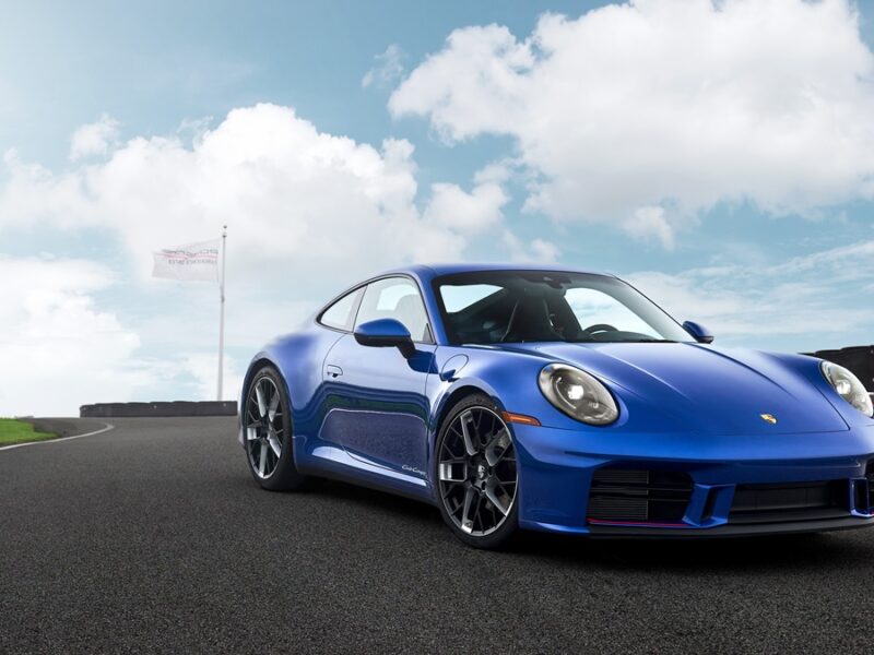 Porsche представила нову спецверсію 911