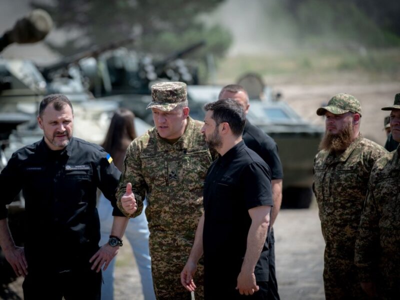 Президент відвідав тренувальну базу Нацгвардії