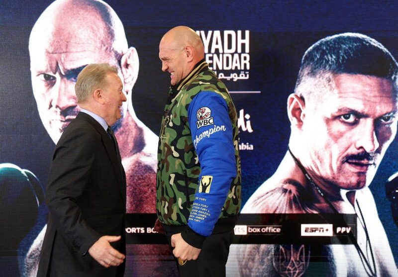 Промоутер Ф’юрі проаналізував шанси на організацію трилогії з Усиком