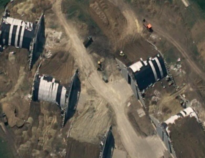 РФ будує укриття на аеродромах: розвідка Британії показала знімки