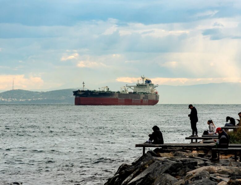 Росія блокує понад 2% світового експорту нафти – ЗМІ