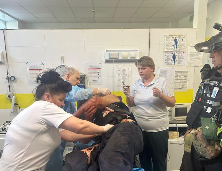 Росіяни атакували рятувальників в Херсоні і Костянтинівці