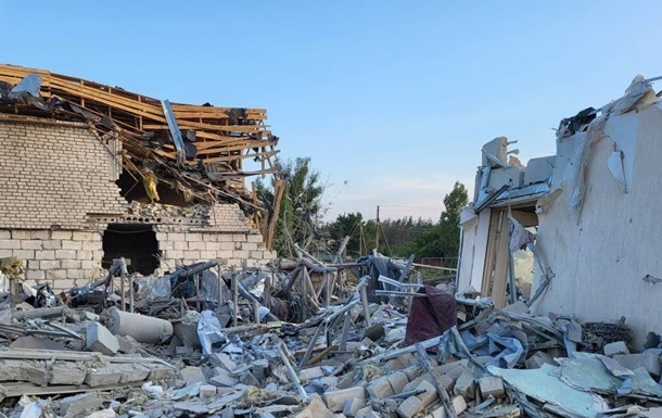 Росіяни дронами атакували Ізюм: поранено двох людей