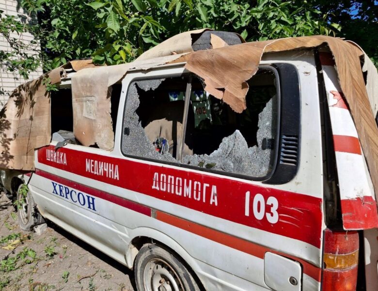 Росіяни обстріляли лікарню в Херсоні