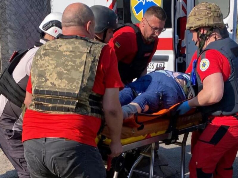 Росіяни вдарили з артилерії по Нікополю, є жертви