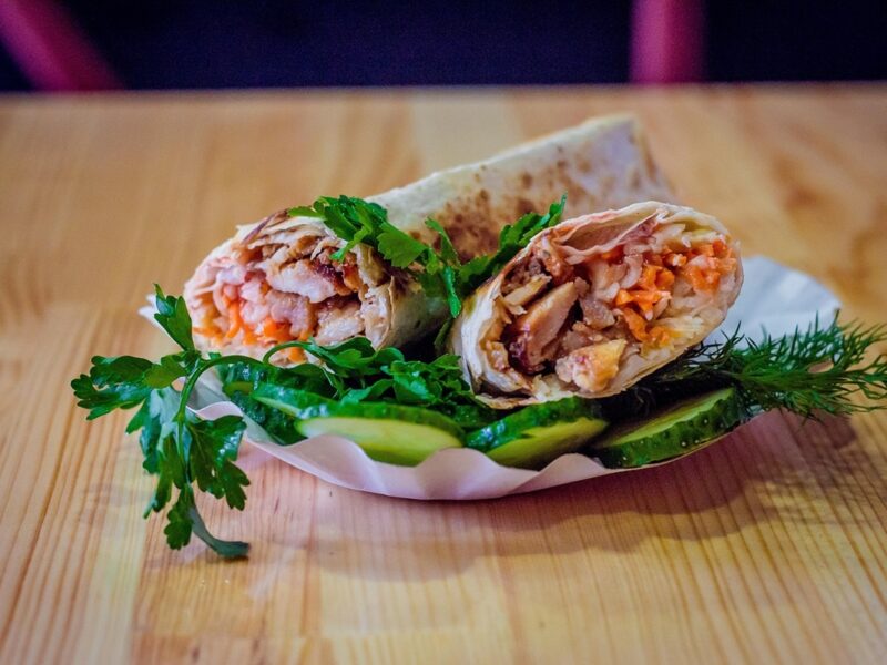 Шаурма відправила на лікарняне ліжко понад 20 людей на Вінниччині