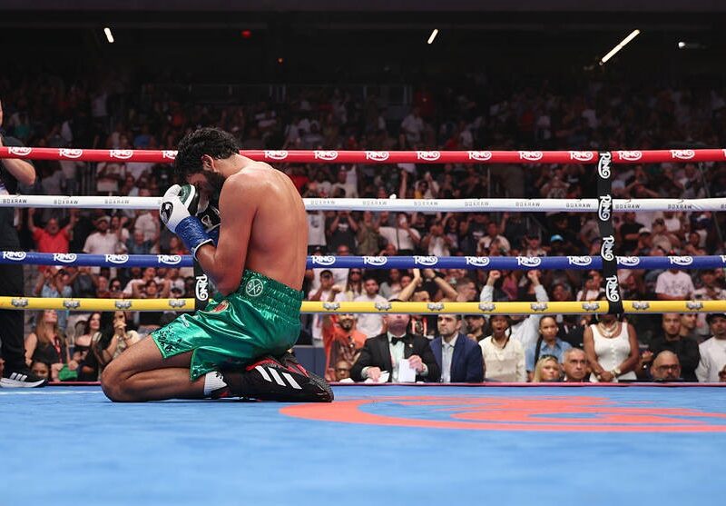 Шираз відправив Берланга у важкий нокаут і здобув право на титульний бій