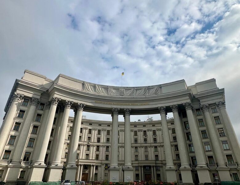 Сибіга затвердив нову структуру МЗС