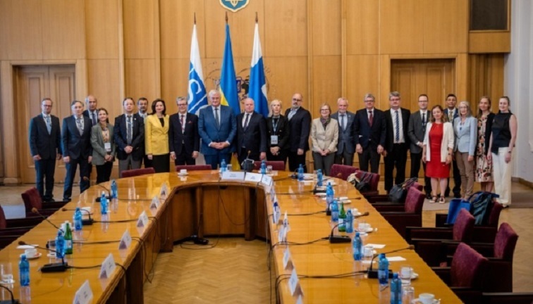 Сибіга зустрівся з делегацією послів ОБСЄ