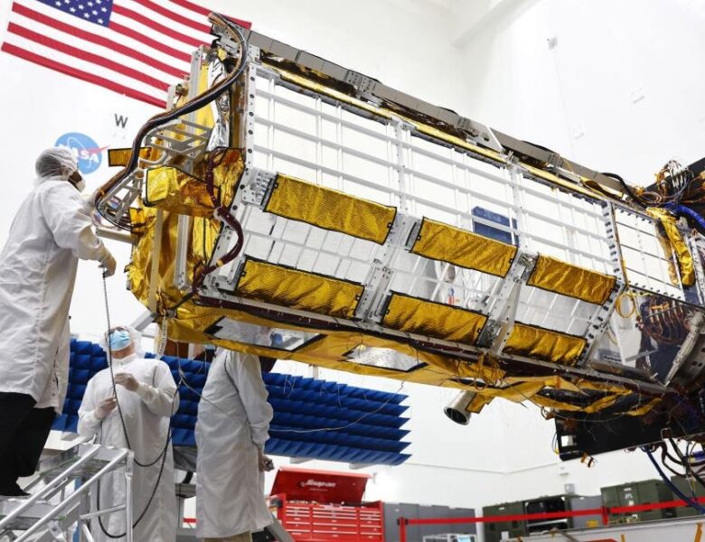 США й Індія запустили у космос незвичний супутник-радар