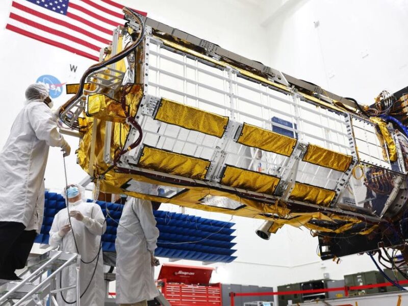 США й Індія запустили у космос незвичний супутник-радар