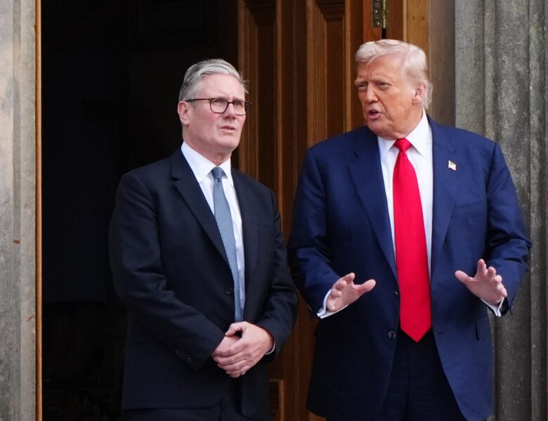 Стармер у розмові з Трампом обурився голодом у Газі