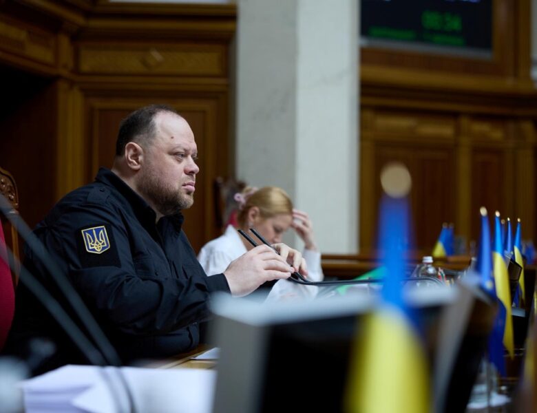 Стефанчук підписав законопроєкт щодо НАБУ та САП