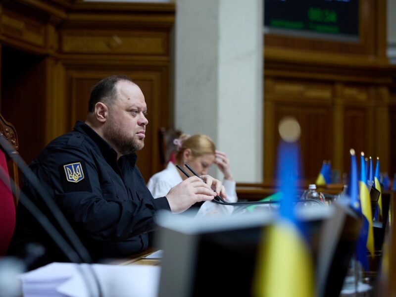 Стефанчук підписав законопроєкт щодо НАБУ та САП