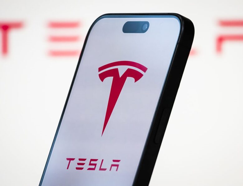 Tesla замовила ШІ-чипи у Samsung на $16,5 млрд