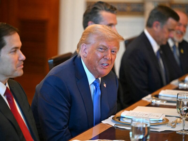 Трамп анонсував більше зброї для України