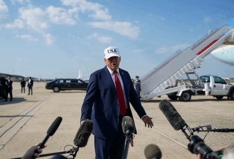 Трамп оцінив свою розмову з Путіним