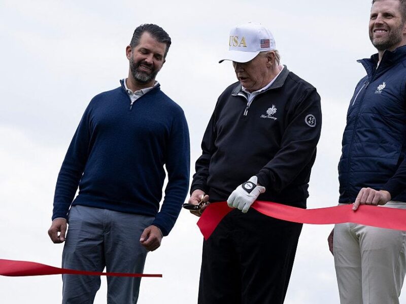 Трамп провів церемонію відкриття поля для гольфу в Шотландію