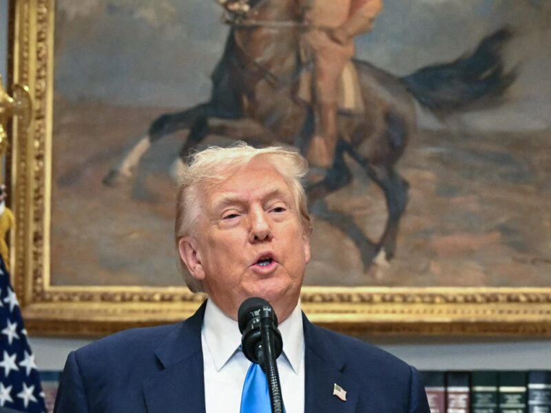 Трамп вимагає миру між РФ і Україною “до 8 серпня”