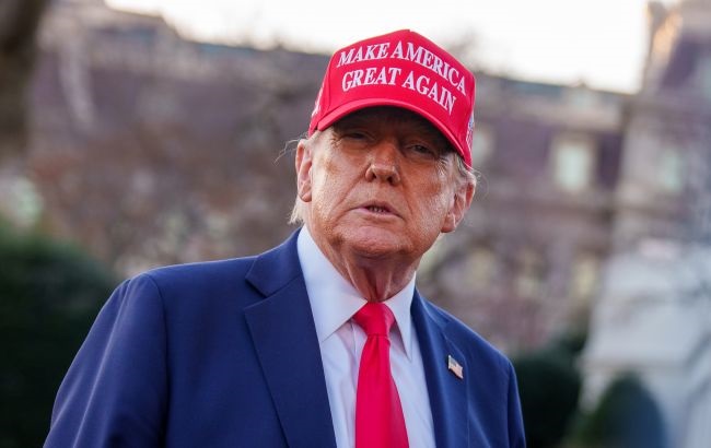 Трамп: Я допомагаю Україні. Я дуже сильно їй допомагаю