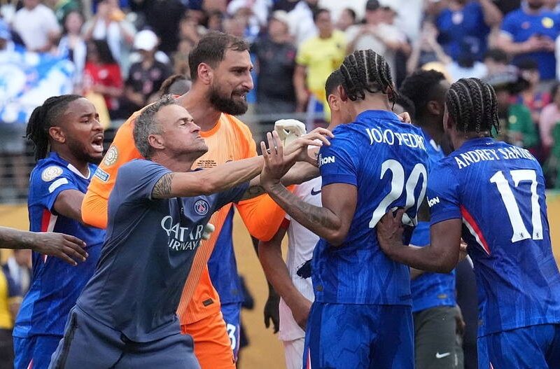 Тренер ПСЖ висловився про епізод із сутичкою на полі