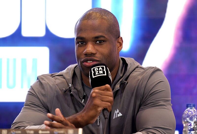 Тренер спрогнозував, як Дюбуа боксуватиме у реванші проти Усика