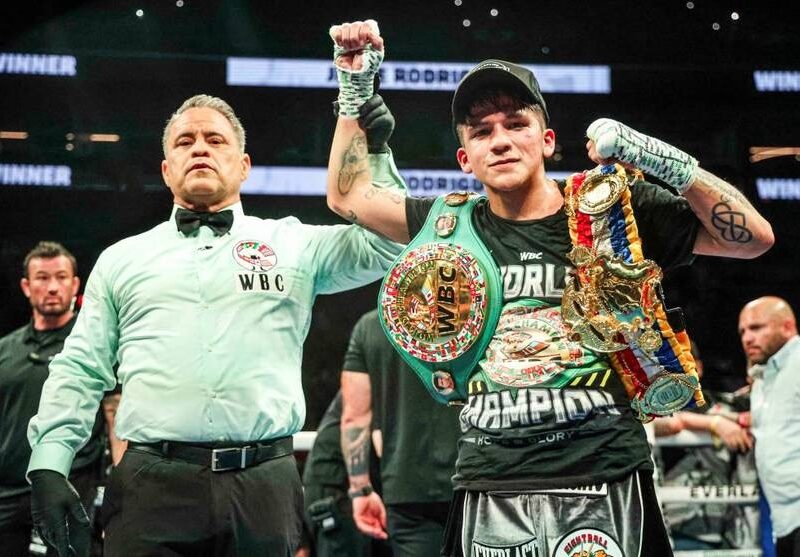 Турки анонсував бій за об’єднання поясів у другій найлегшій вазі