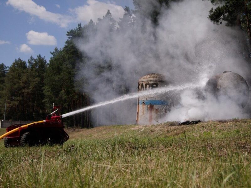 У ДСНС з’явився український робот-пожежник