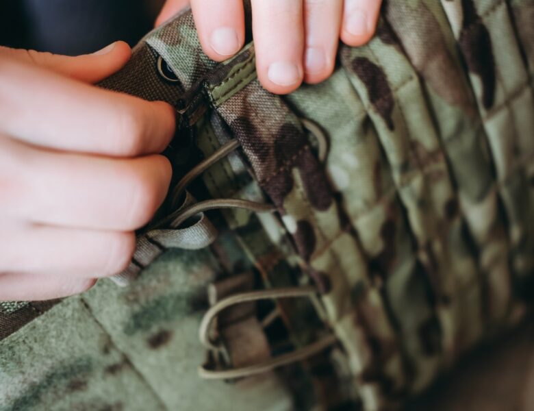 У Фінляндії викрили шахрайство з бронежилетами для України