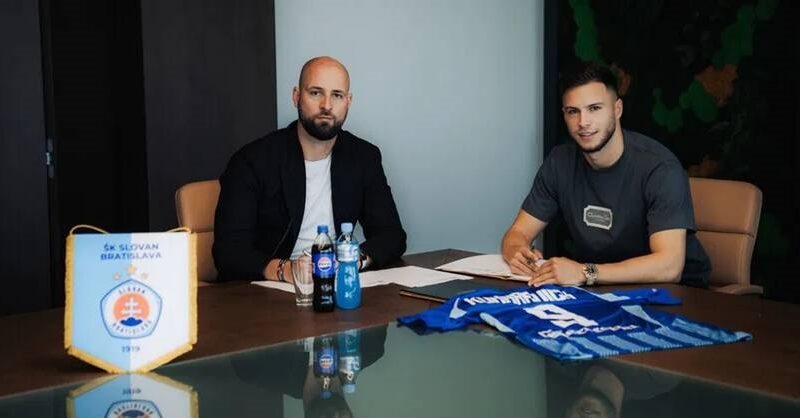 У грі за Слован проти Пряшіва Кухаревич виділяється грою із забитим м’ячем